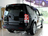 Ngoại hình vuông vắn và cứng cáp của Land Rover Discovery 4 2011. 