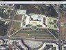 Tòa nhà quốc hội Romania lớn thứ hai thế giới chỉ sau Lầu Năm Góc của Mỹ nhưng trên bản đồ Apple thì nó quá dẹt. 