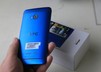 Theo đại diện cửa hàng CellphoneS, model này được nhập về dưới dạng xách tay từ Mỹ. Giá bán của bản HTC One màu xanh dương là 14,2 triệu đồng, thấp hơn khoảng 1 triệu so với hàng chính hãng (HTC One chính hãng chưa có màu xanh). 