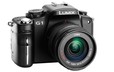 Năm 2008, Panasonic Lumix G1. Chiếc máy ảnh đầu tiên trong các định dạng Micro Four Thirds. 