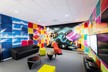 Một "trung tâm giải trí" đầy màu sắc, thứ không thể thiếu ở các trụ sở của những hãng công nghệ lớn và mang tính sáng tạo cao như Facebook, Google. 