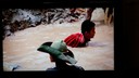 Tại Indonesia, BBC phát hiện ra có nhiều trẻ em phải làm việc tại những khu mỏ đầy bùn đất, nơi thường xuyên bị lở đất. 